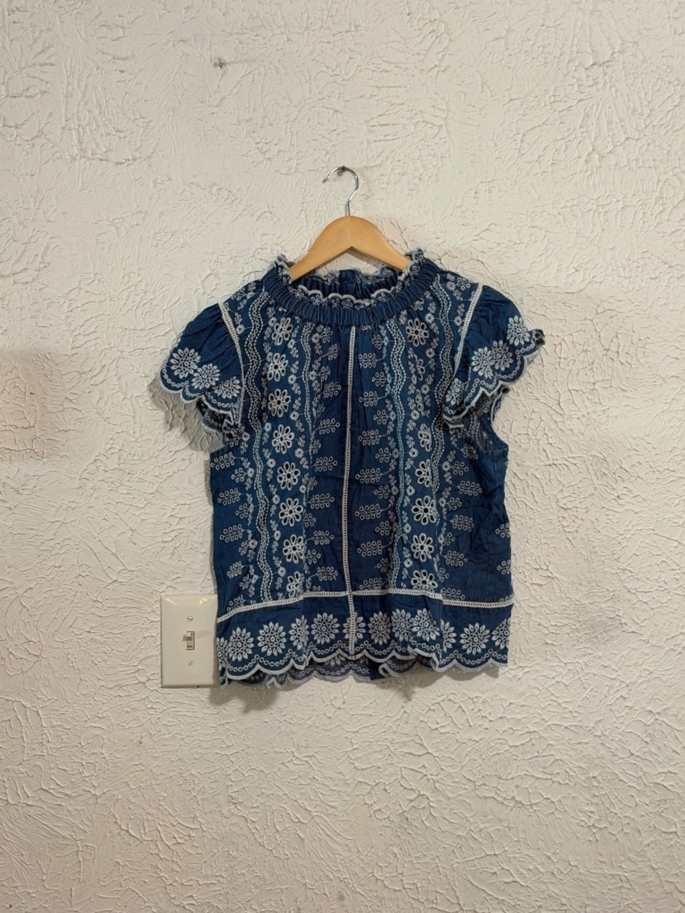 NWT Jennifer & Grace Navy Blue Floral Peasant Blouse Women’s Large